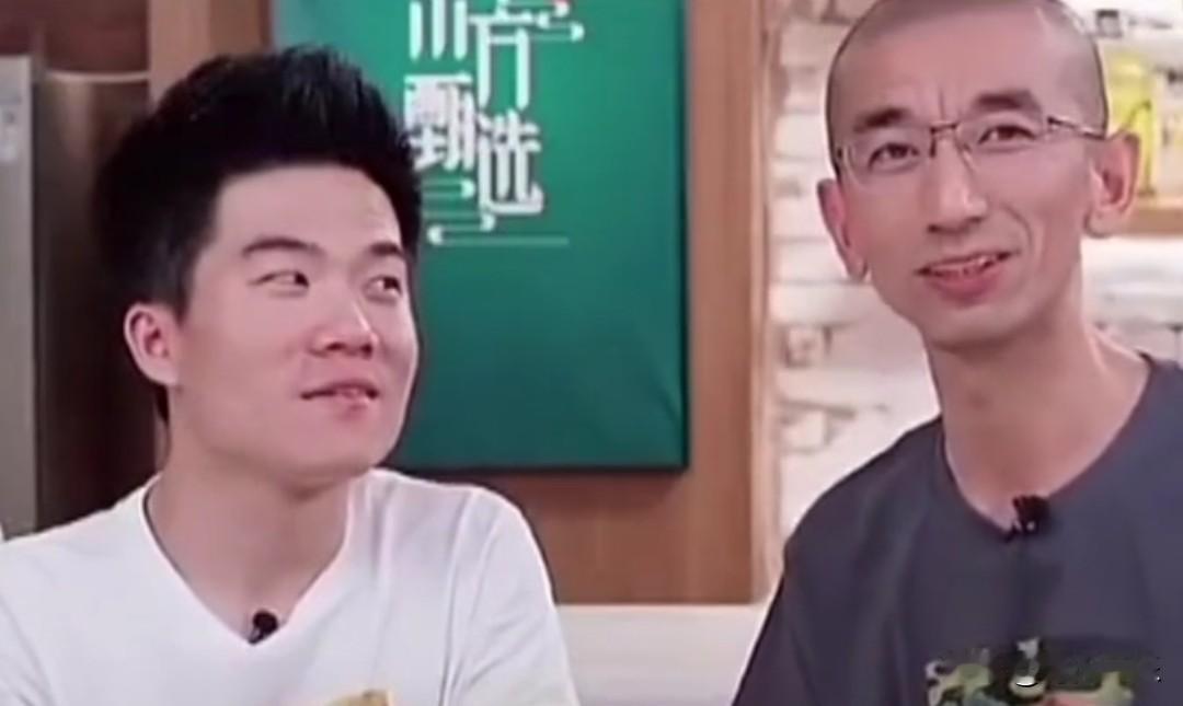 看来大家都被这个决定蒙蔽了双眼！自从董旭辉独立门户，再到孙东旭离开东方甄选，