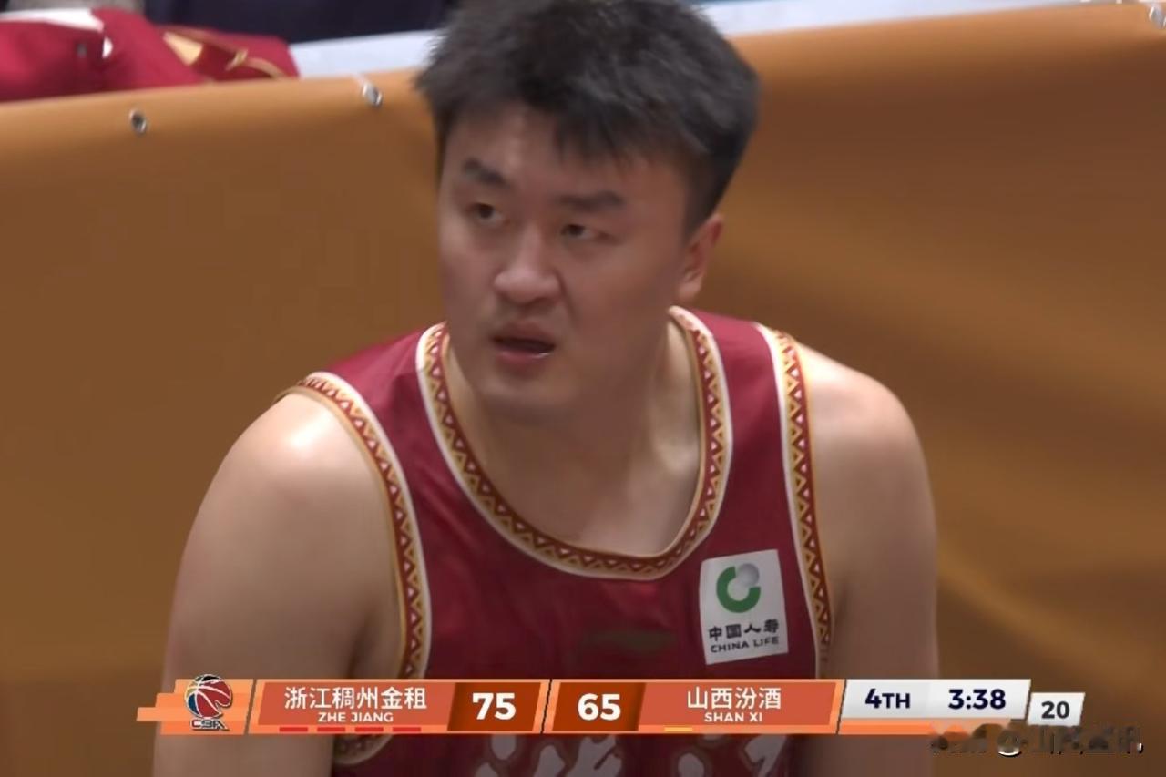末节连开三枪“射杀”迪亚洛，浙江稠州金租男篮玩的要多脏就有多脏！都知道山西汾酒