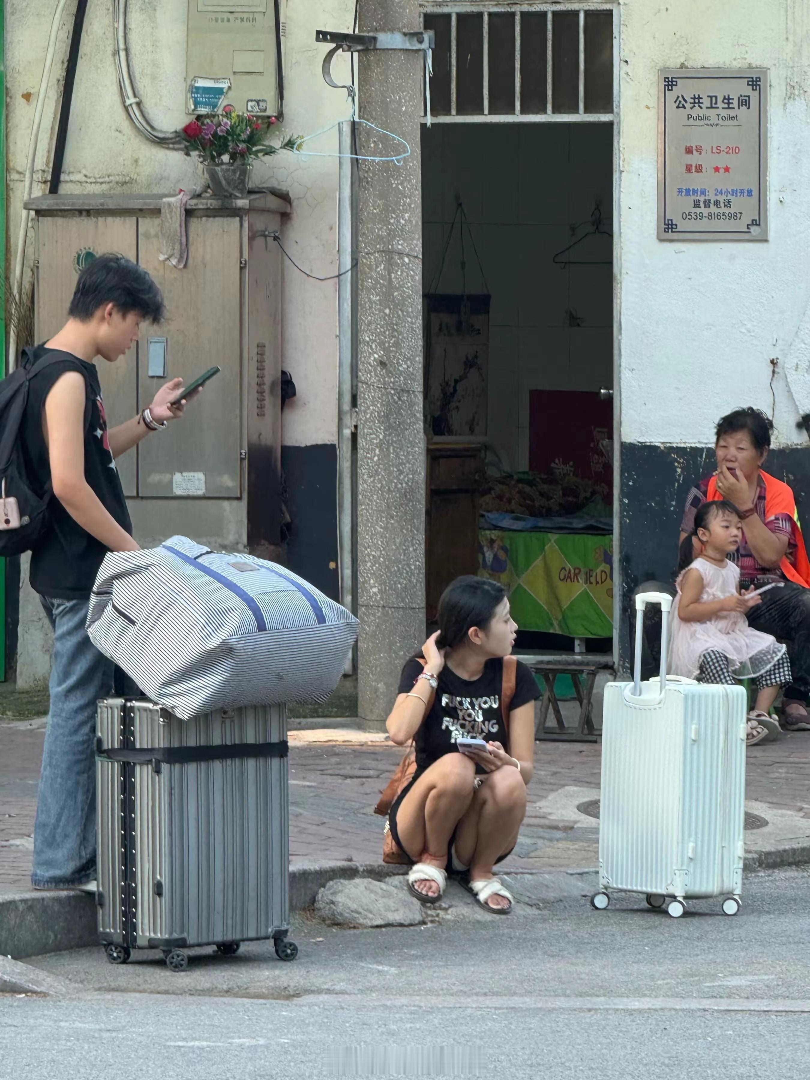大科技雄起，各行各业雨露均沾。临沂歌尔附近，大量员工回流。