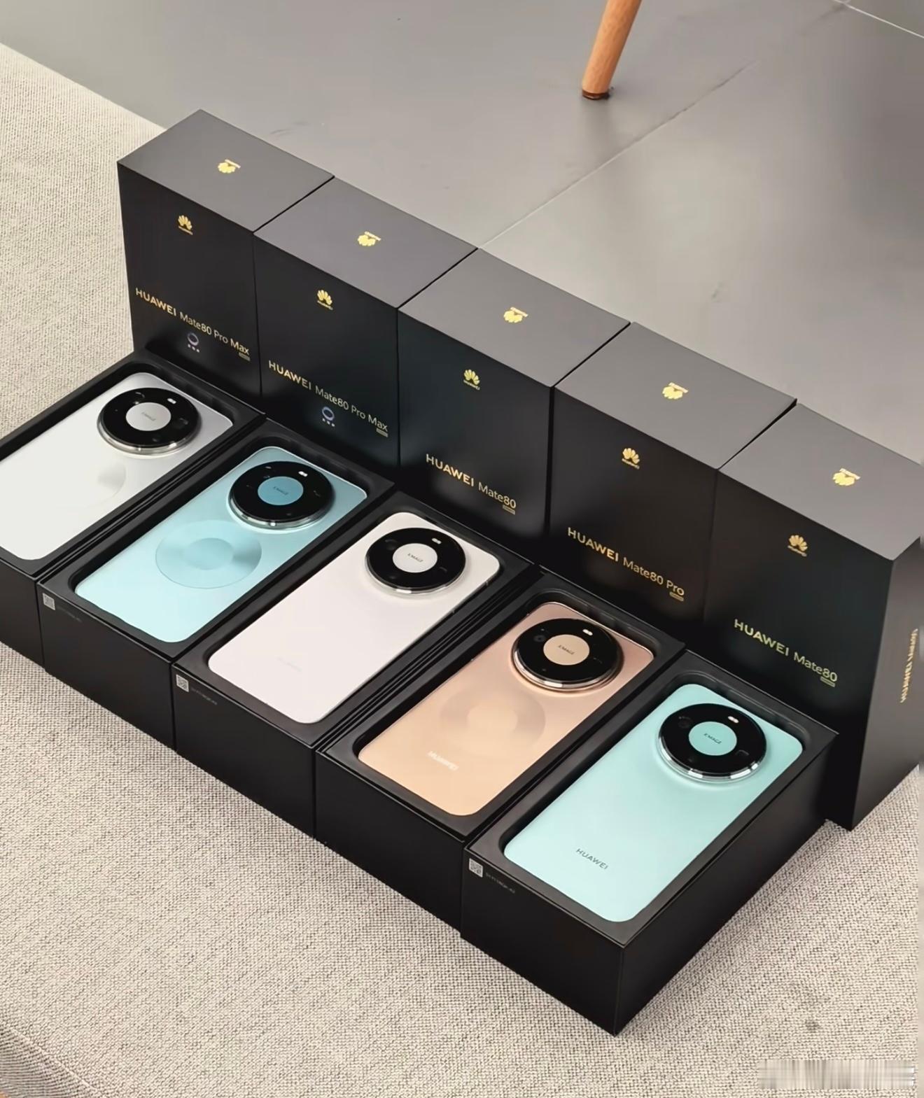 华为Mate80销量还是挺猛的，估计现在最拉的就是产能了，顶配版一机难求，其实