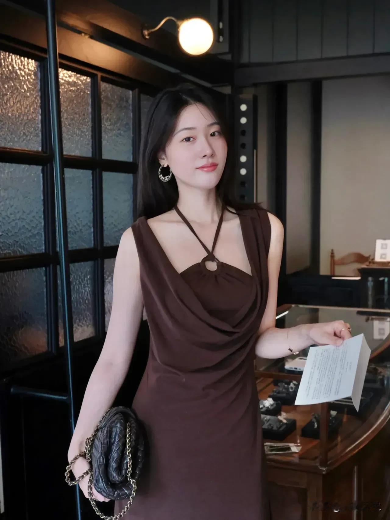 可得，可失，可聚，可散。能牵绊我的，都是我付出的真情。我若释然了，谁能困我