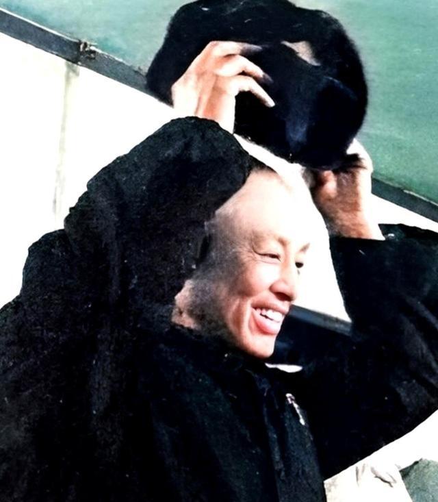 1975年，曾参与暗杀杨虎城将军、素有“书生杀手“之称的军统特务周养浩，在获得特