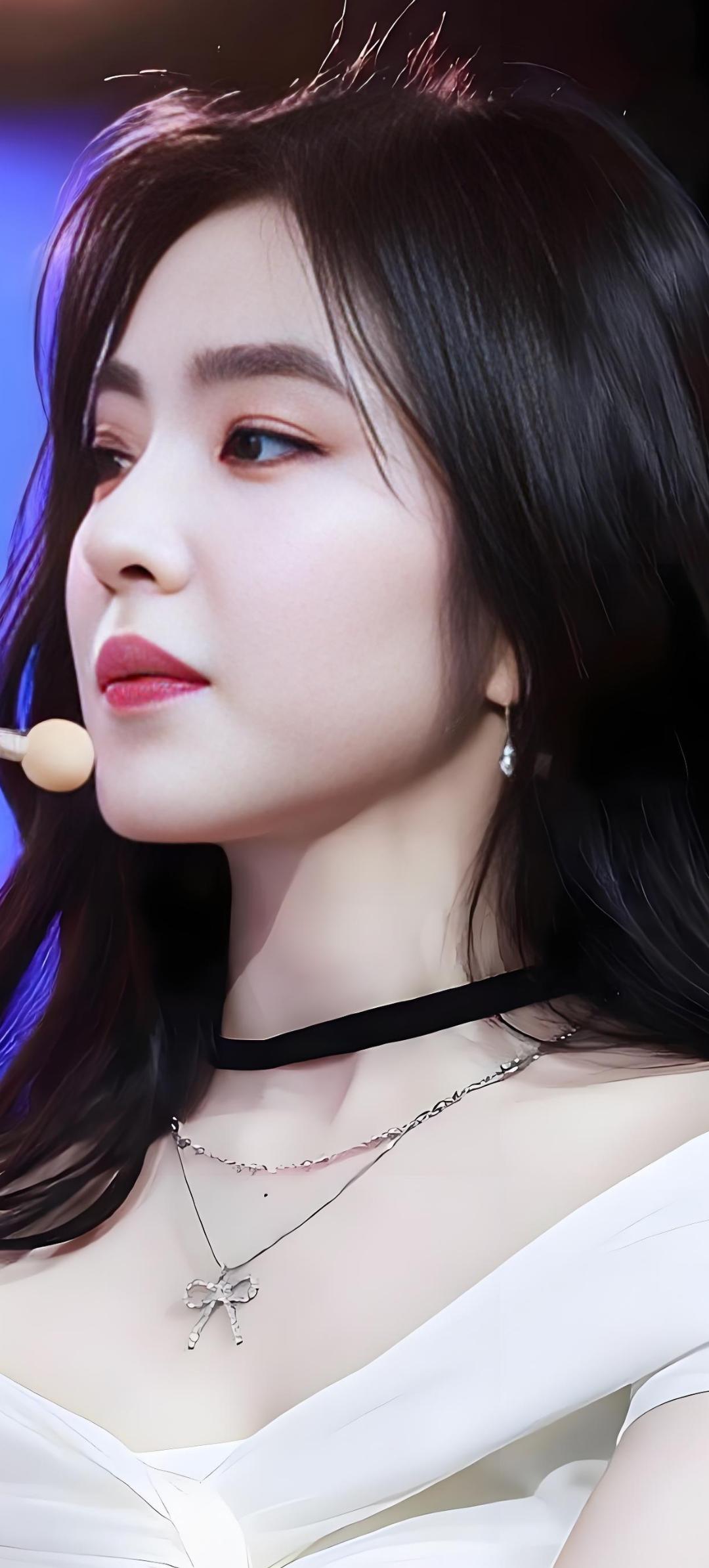 裴珠泫性感写真，妩媚身姿与撩人眼神，尽显极致诱惑