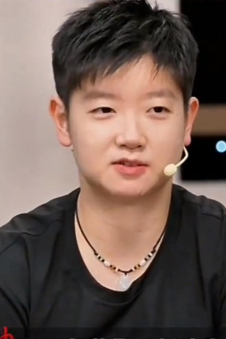 WTT美国大满贯赛前夕，国乒“小魔王”孙颖莎有话对大家说：家人们，你们好！美国大