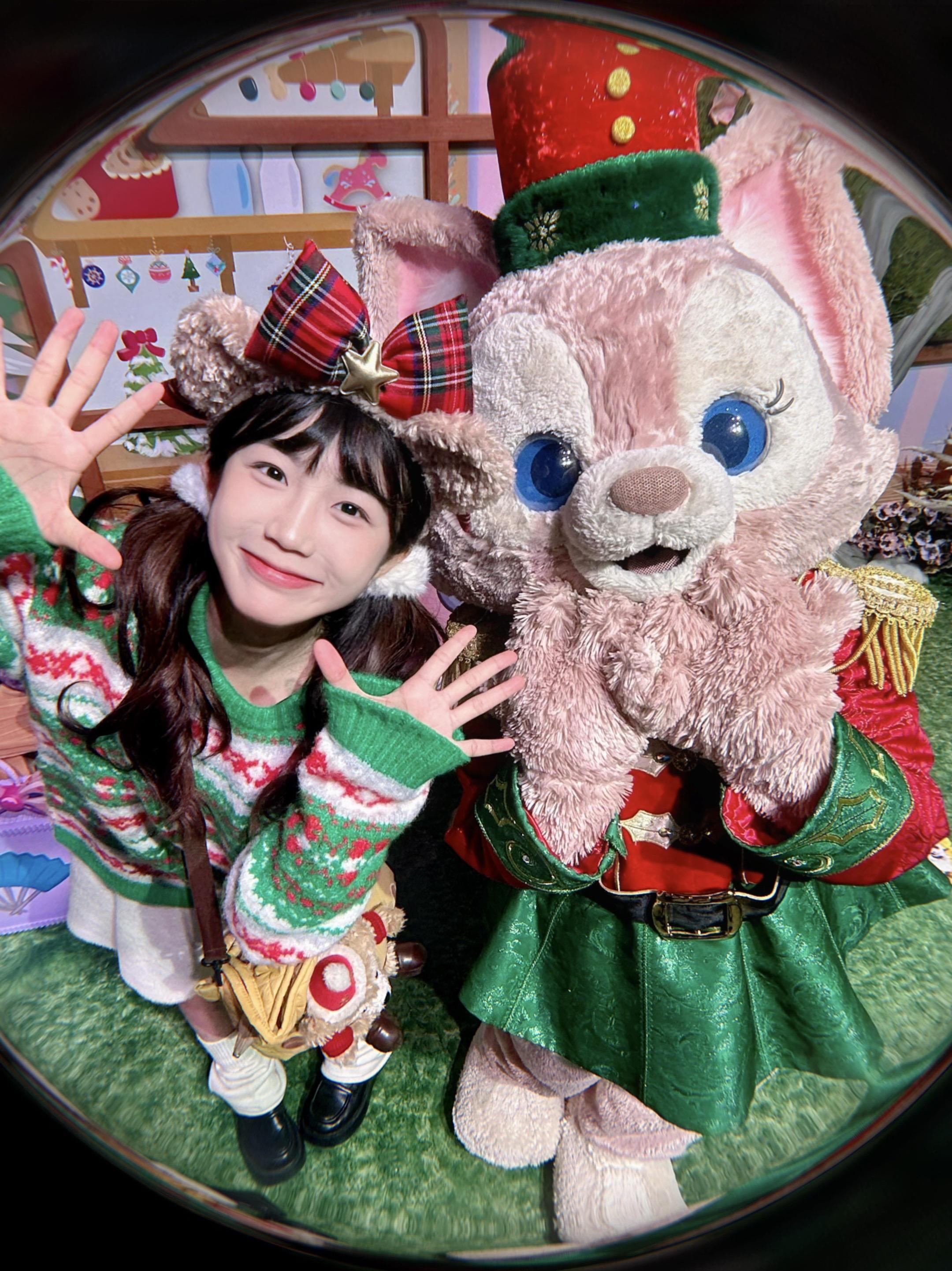 啊啊啊啊在迪士尼拍出了圣诞人生照片！！🎄🍎✨。