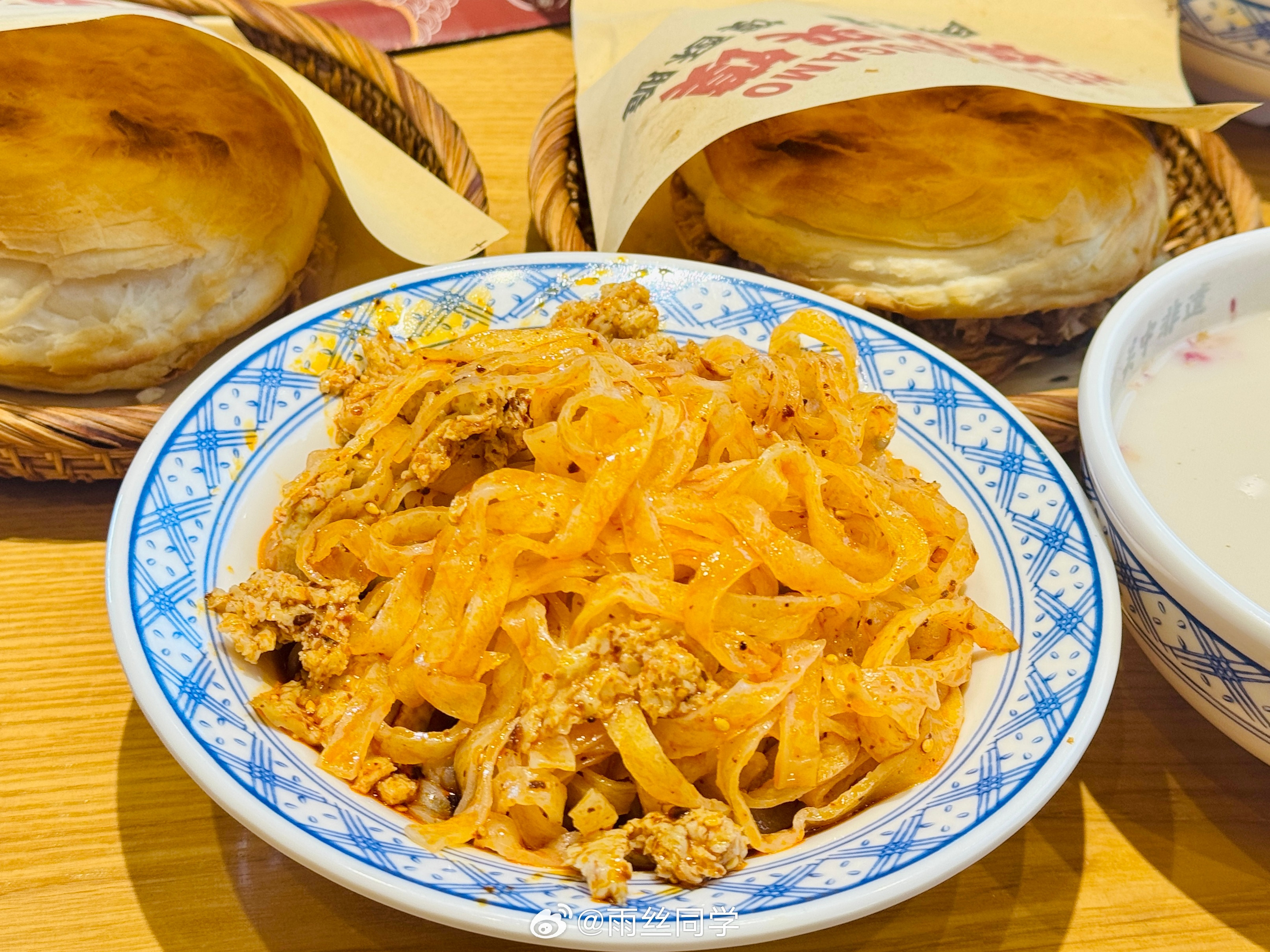 虽然我是河北人，但是上学时最爱去三中吃擀面皮，闪现西安，来碗“青春味道”～咸阳
