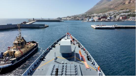 “伊朗、中国和俄罗斯将举行联合海军演习”，当地时间2026年1月31日，伊朗各大