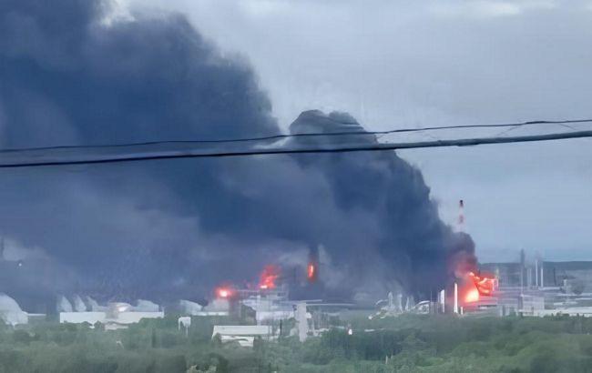 又炸了，真是没完没了。下诺夫哥罗德地区的一家炼油厂被无人机击中，时间在今天凌