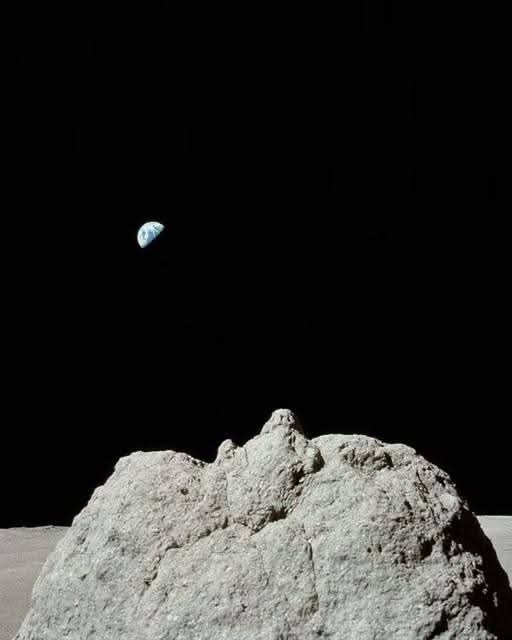 外星人窥伺地球​​​