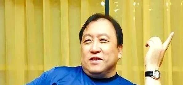 王晶爆料：刘德华那种日子不是人过的，他10年不吃米饭，就为了早上拍戏脸上镜。