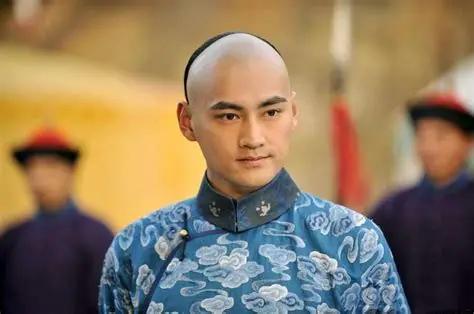雍正八年，公元1730年，五月。怡亲王胤祥的病，已经拖了很久了。他常年主
