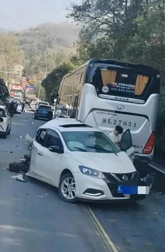 这是日本车被碰撞之后的常态。