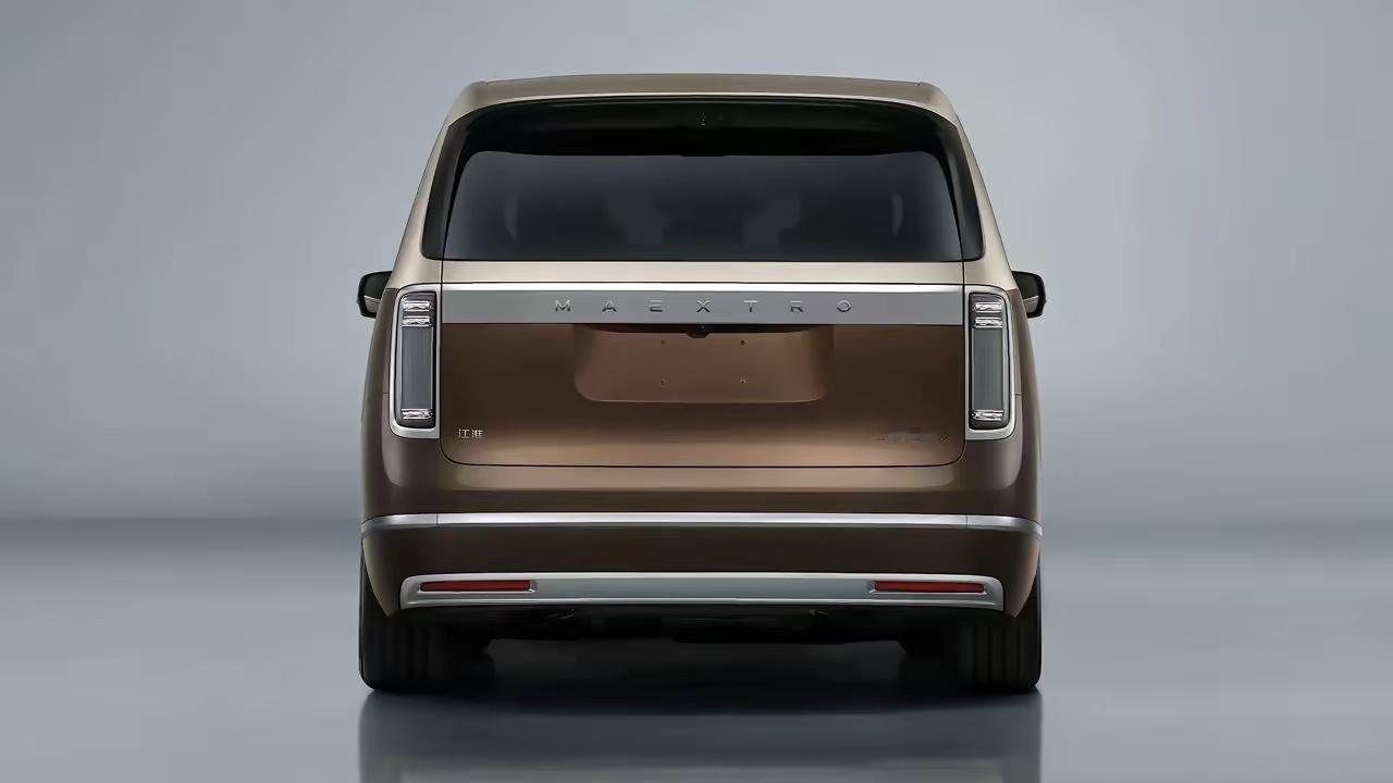 家人们，鸿蒙智行尊界首款MPV——尊界V800终于申报了，看完实车图只能用“顶级