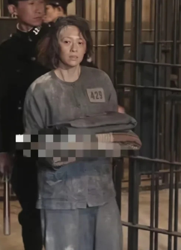 章子怡：演《酱园弄悬案》经典台词：“被关进监狱的这一天，却是我前半辈
