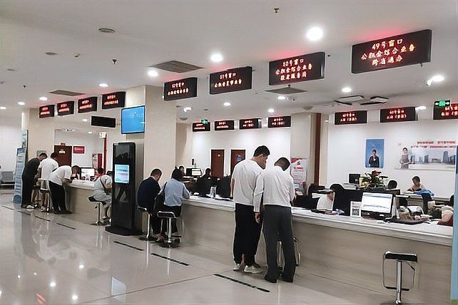 市场监管总局（国家标准委）近日批准发布了《政务服务统一咨询服务工作规范》（GB/