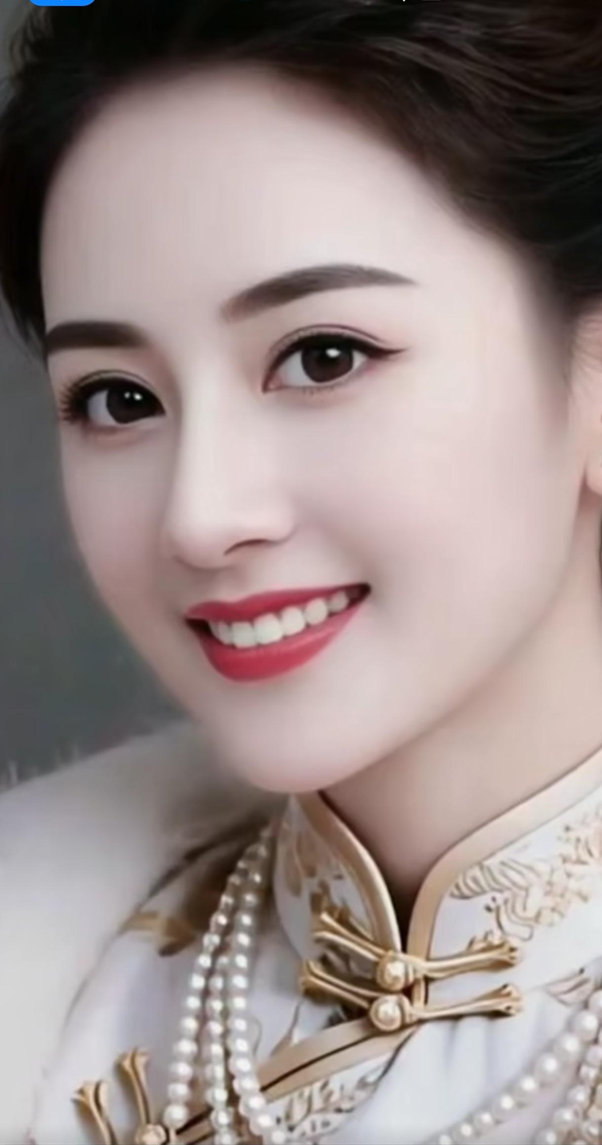 优雅古风，珍珠与金饰的完美结合，尽显东方韵味。记录美好随手拍金饰古风照新中式