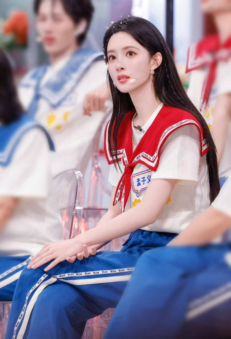 #孟子义的三个固定闺蜜#好六游戏名场面！孟子义被要求说出三位不在场女演员，一秒脱口而出周也、王楚然、