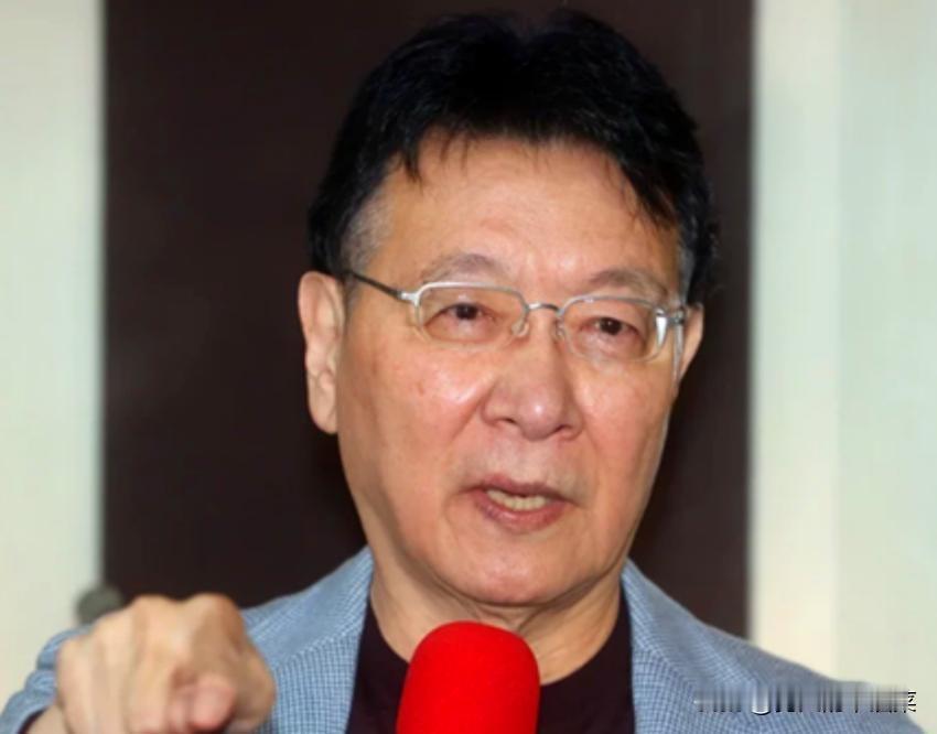 赵少康说骂他的人都是“某统”名嘴，他才不在乎呢！赵少康，你不是不在乎，你是给