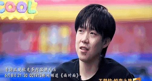 大头:因为我训练没注意到细节，然后她就会给白眼！主持人:服吗？大头:那肯定会