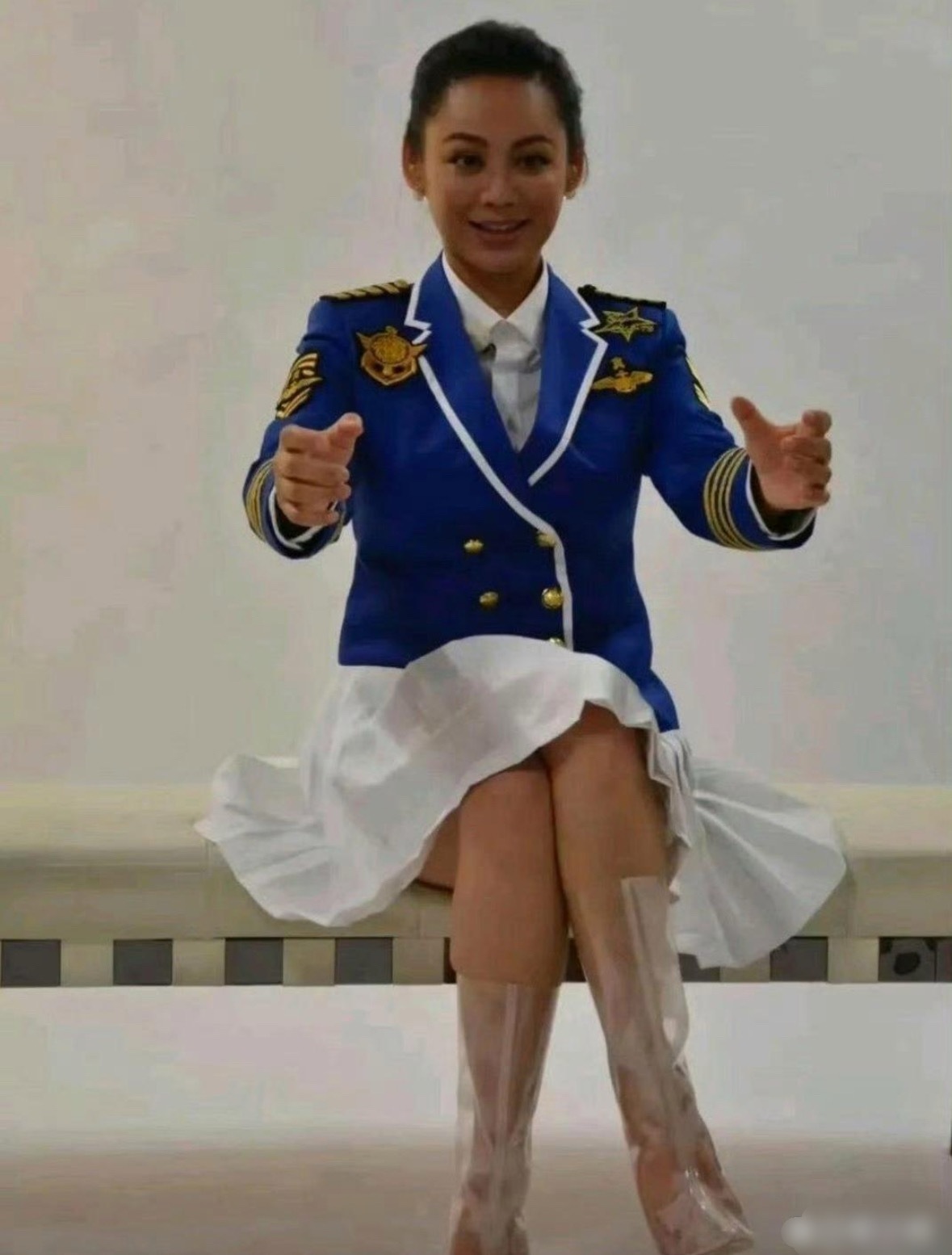 宁静这双鞋子对汗脚很不友好啊​​​
