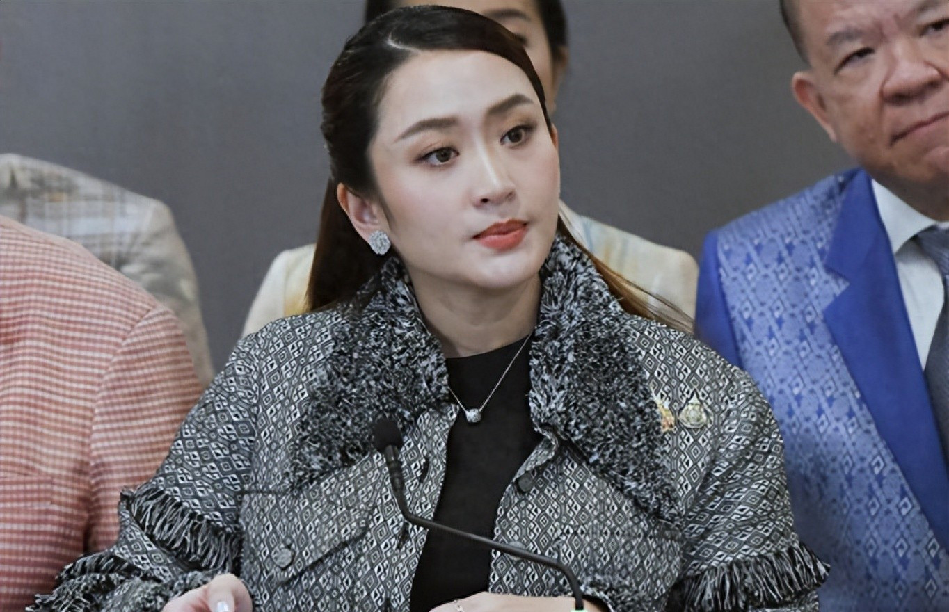 泰国变天大戏：美军来了，提案也交了谁能想到，泰国政坛这出