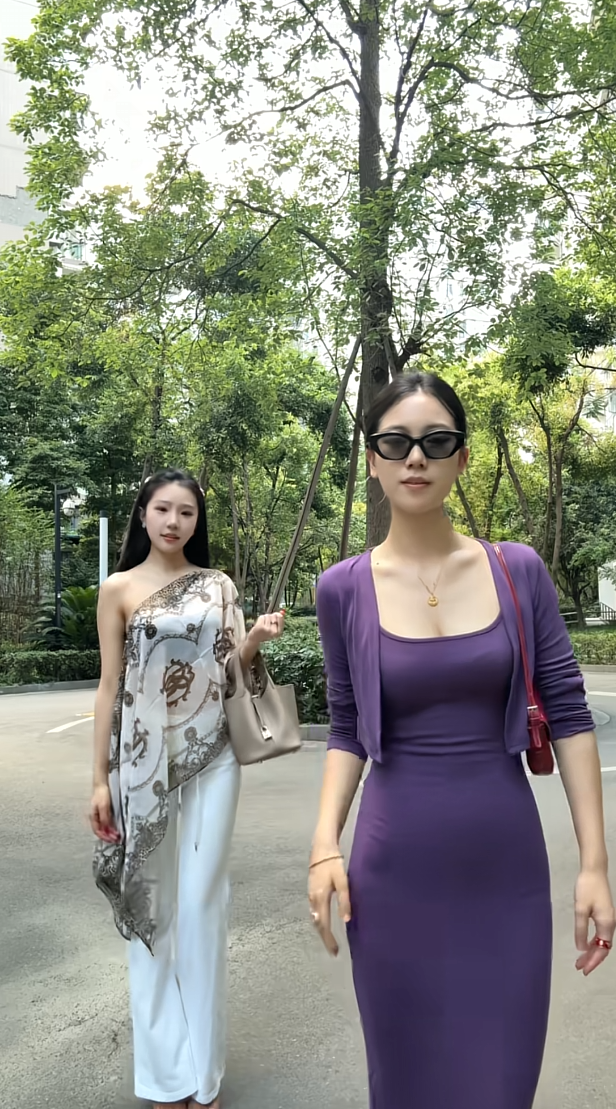 和闺蜜两个路痴出来旅游[裂开]