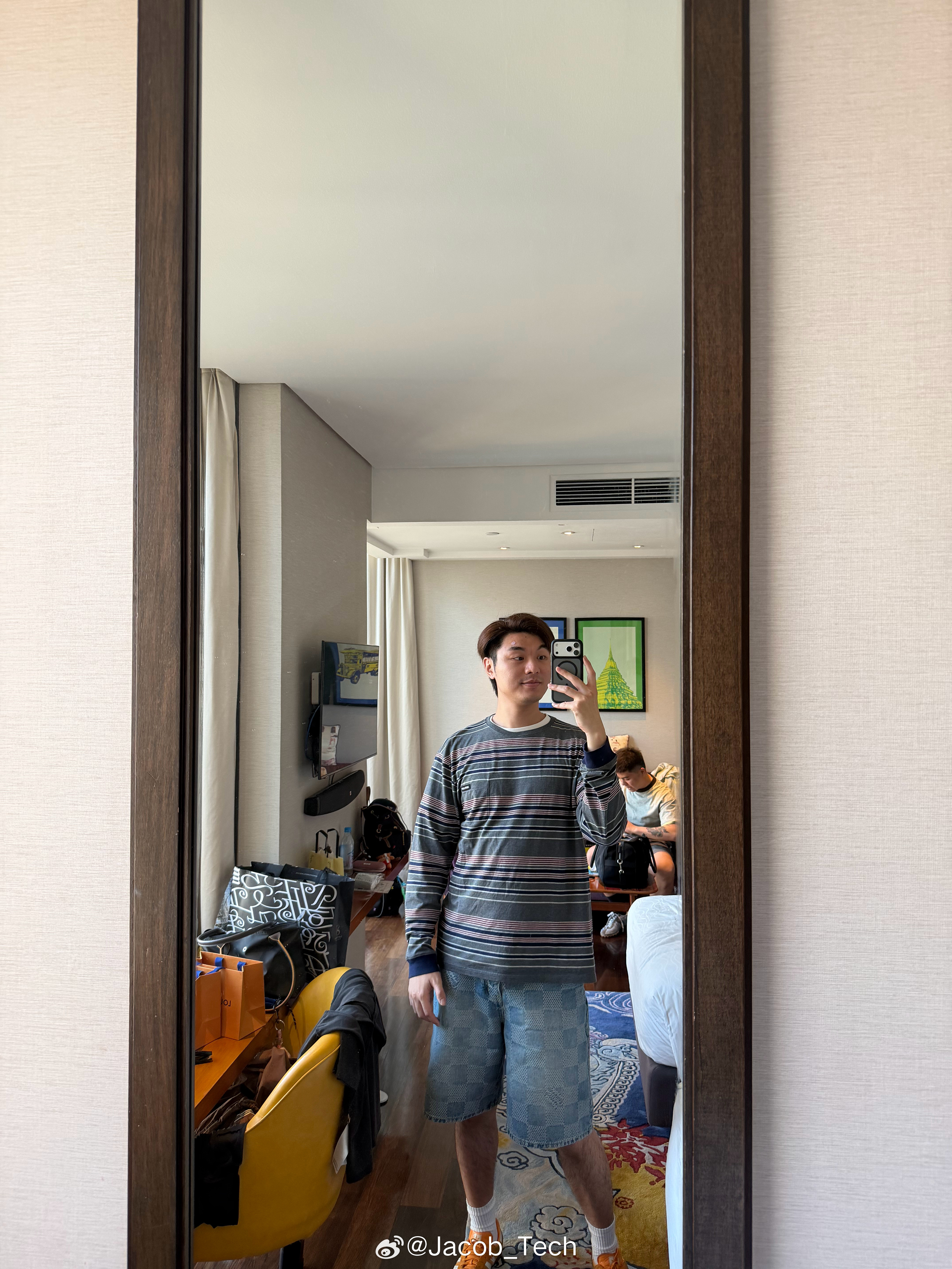 衣服穿人vs人穿衣服哇…我的天穿到不合适自己的衣服，直接完蛋赶紧脱掉