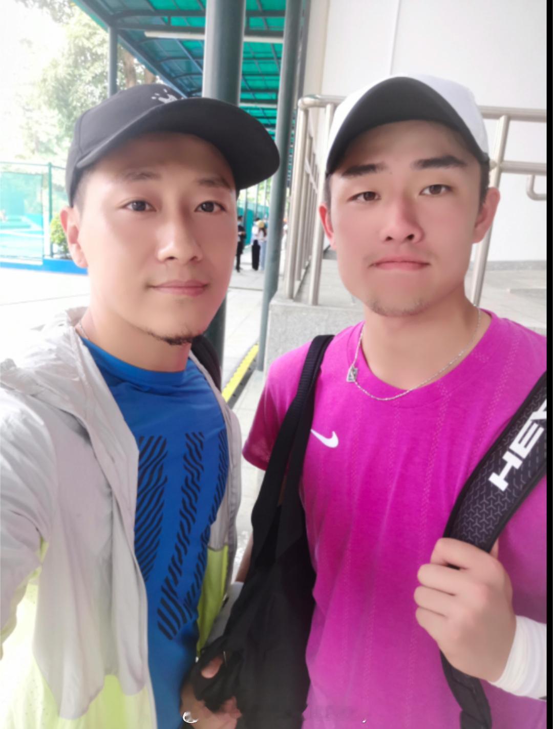 从那个惊艳世界的青少年冠军，到历经伤病依然目光坚定的你——阿昺，生日快乐！🎂那