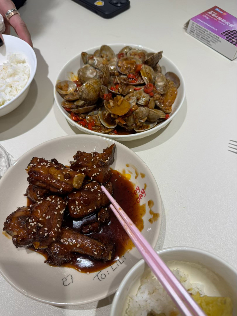 力做排骨的天…​​​