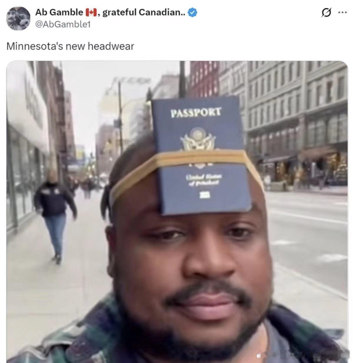 防ICE出街三件套，笑死当然，第三个是建议义乌量产不过就这瘫痪的海关，不知道什