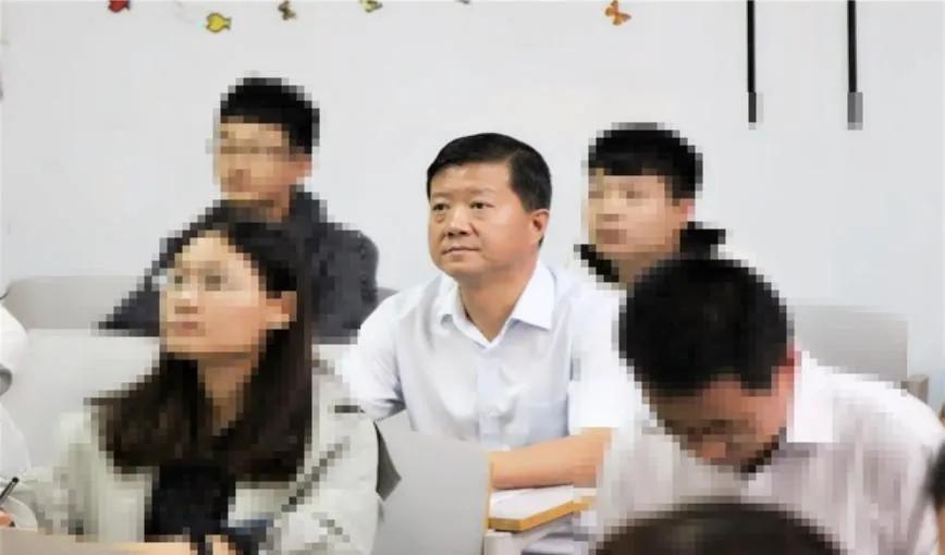 2025年5月12日，河南省纪委监委的一则消息，在平静的教育系统炸开了锅。焦作师