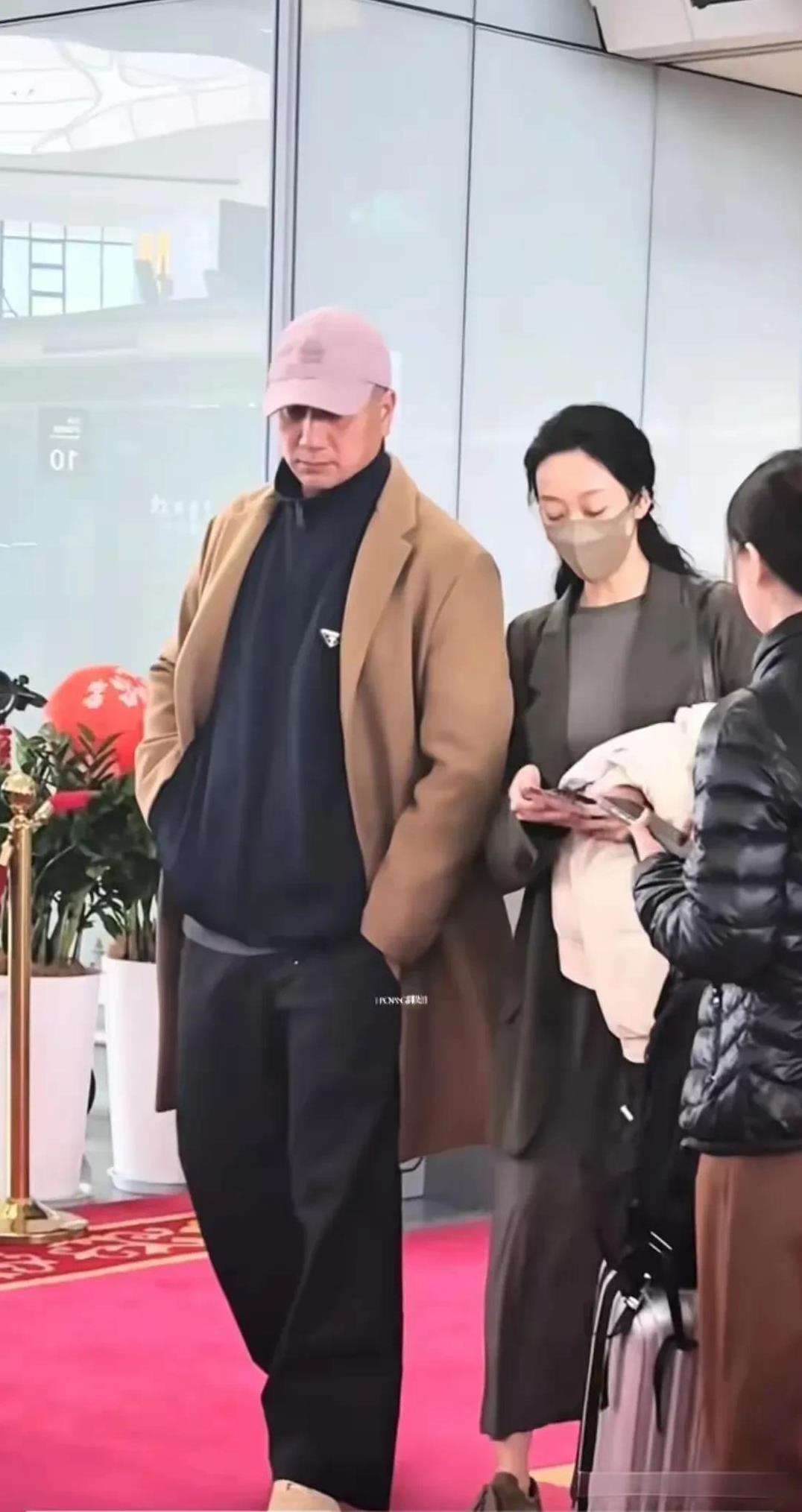 黄觉自己也没有想过，人到中年会因为“《藏海传》里面的平津侯”而翻红。当年认识他