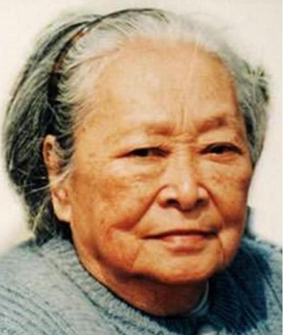 1941年，多年未见丈夫的曾宪植来到丈夫叶剑英的住处，可当她推开房门时却傻眼了，