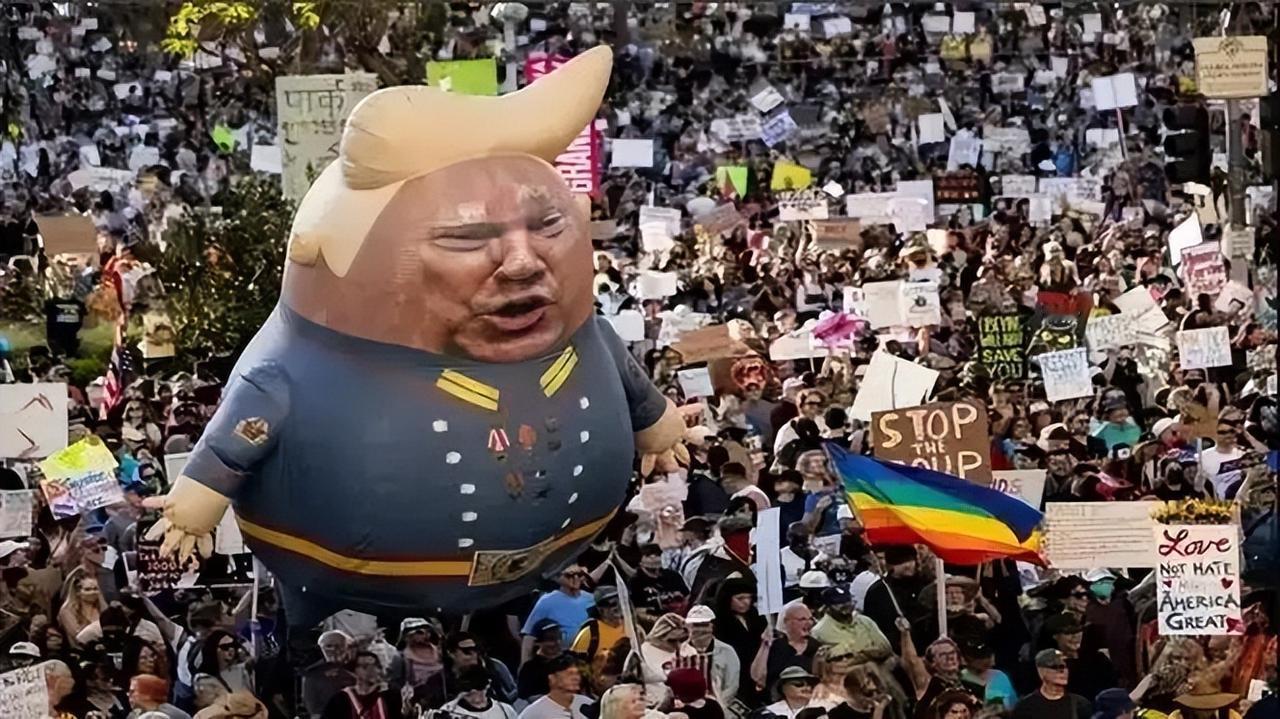 终于不嘴硬了？美媒开始承认了！ 2025年7月，《纽约时报》一篇题为“中国
