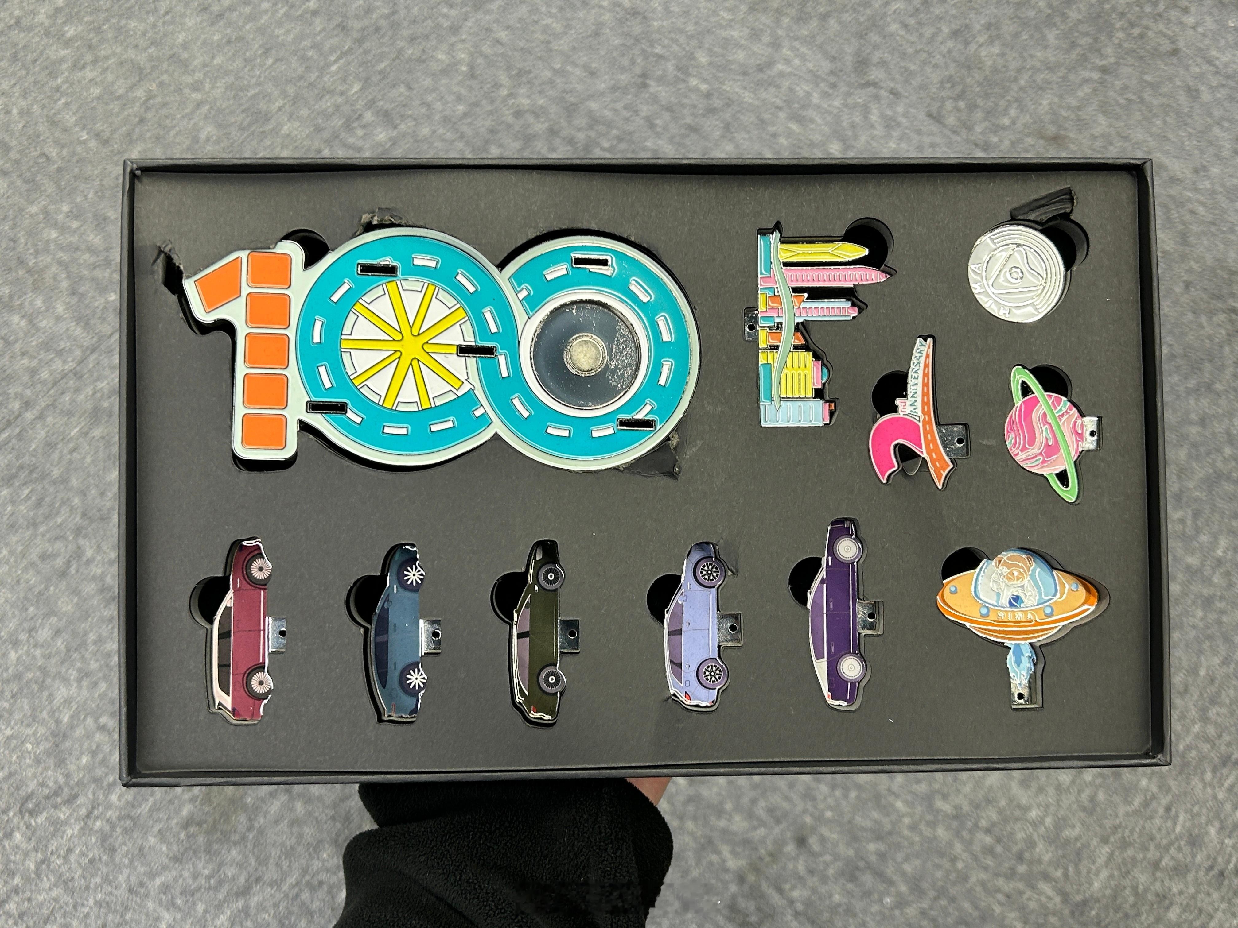 鸿蒙智行徽章有喜欢的吗评论即可，抽1️⃣个铁粉送出，一周后开奖2025所愿皆成