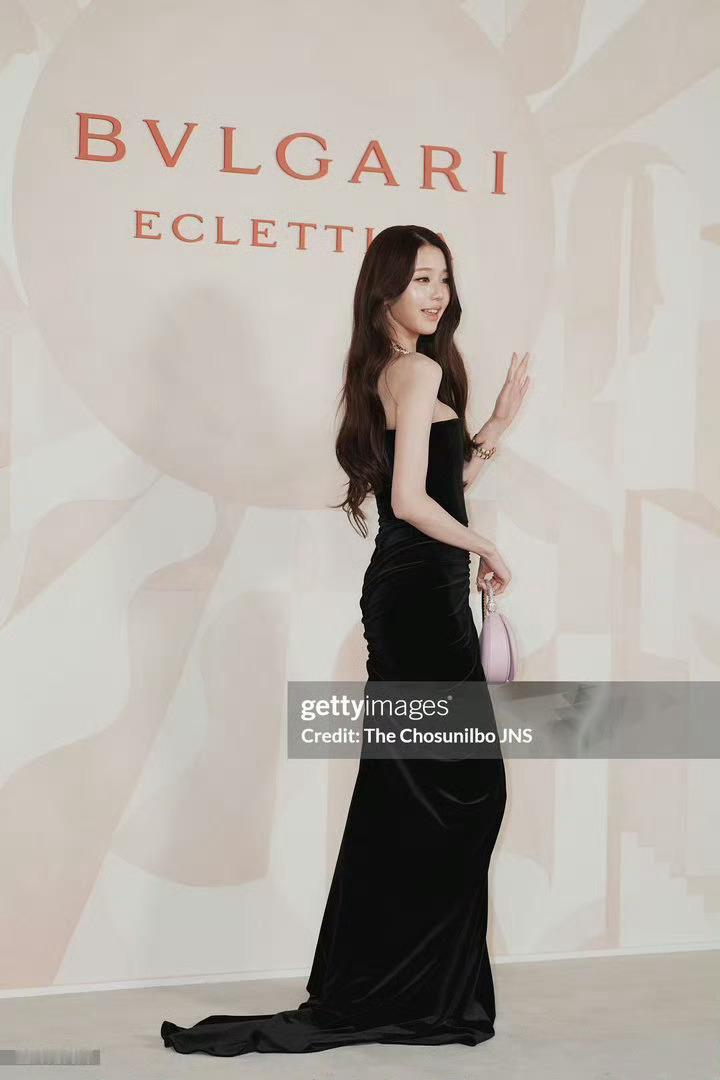 张元英长发及腰张元英好美，状态太好啦