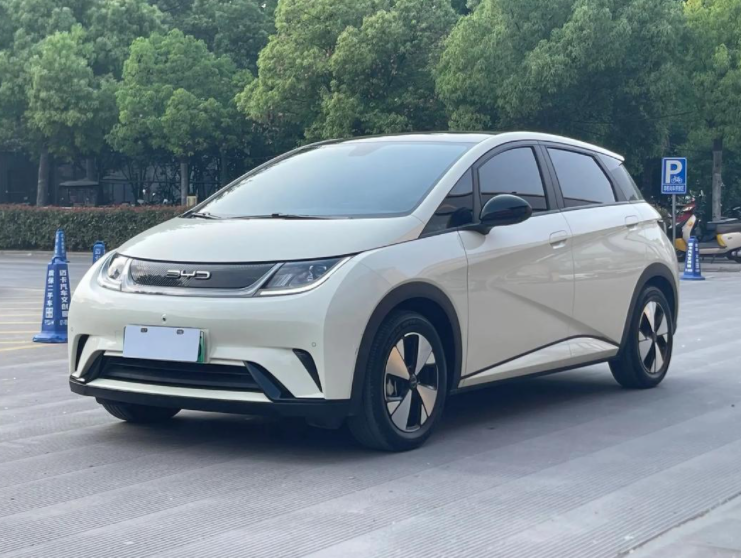 日本车主实测对比：比亚迪为何比特斯拉更适合日本市场？