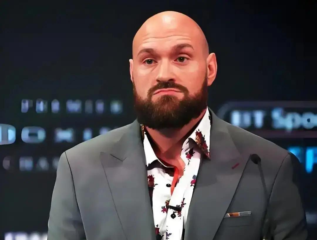 比赛刚打完，评论区直接炸锅：都在吹约书亚“碾压”。可数据一扒，前5回合他基