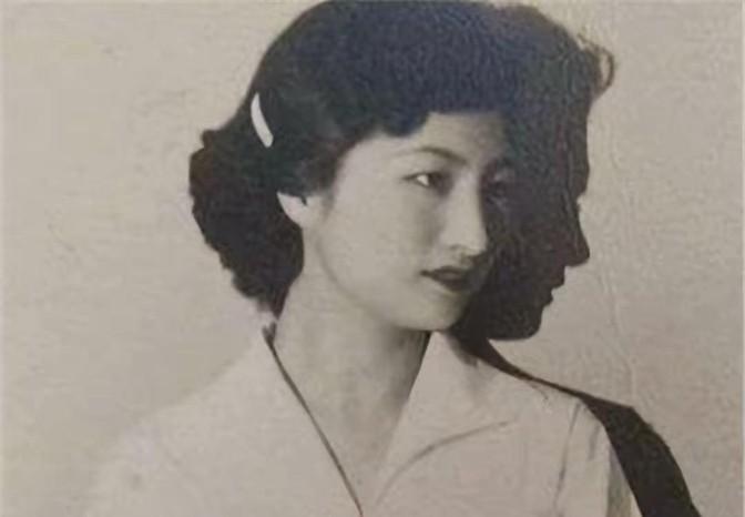 1978年，张春莲因经常买猪头肉，被举报，民警把她带走时，丈夫却愣了，张春莲说：