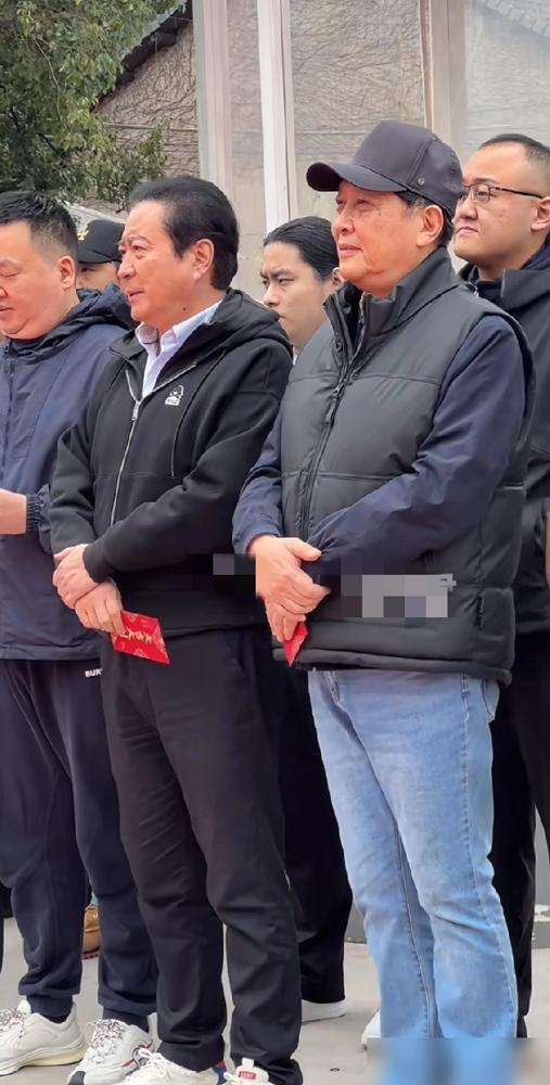 短剧演员刘萧旭，对上国家一级演员唐国强演父子，这跨度，这配置，就离谱，懂的都懂。