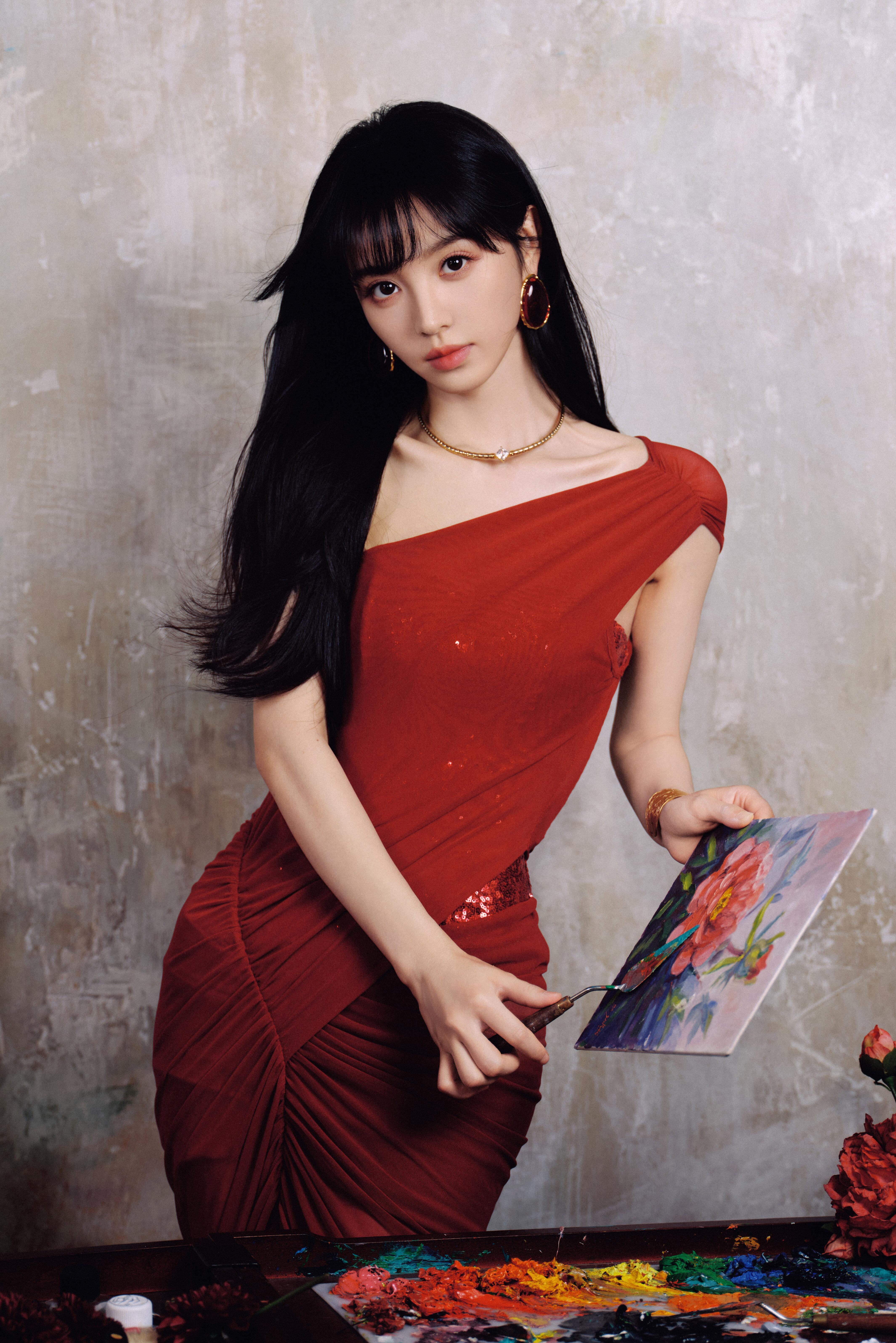 田曦薇维密活动造型，充满活力的美少女～
