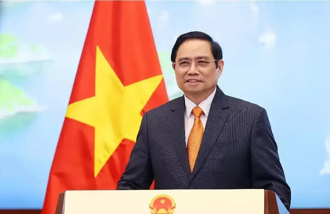 越南前脚第一个站出来拒绝遵守中国禁渔令。后脚越南总理范明政鼓励中国大型、有信誉的