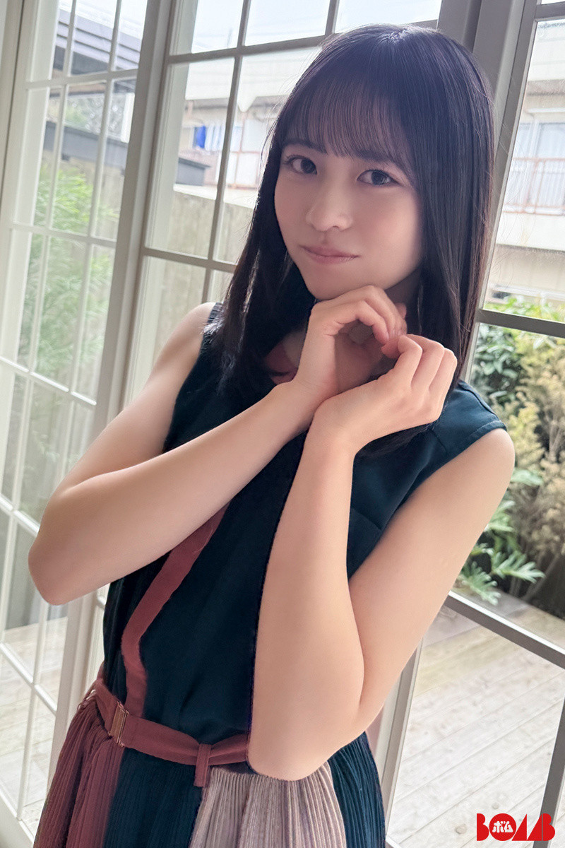 正源司陽子上村ひなの　BOMB