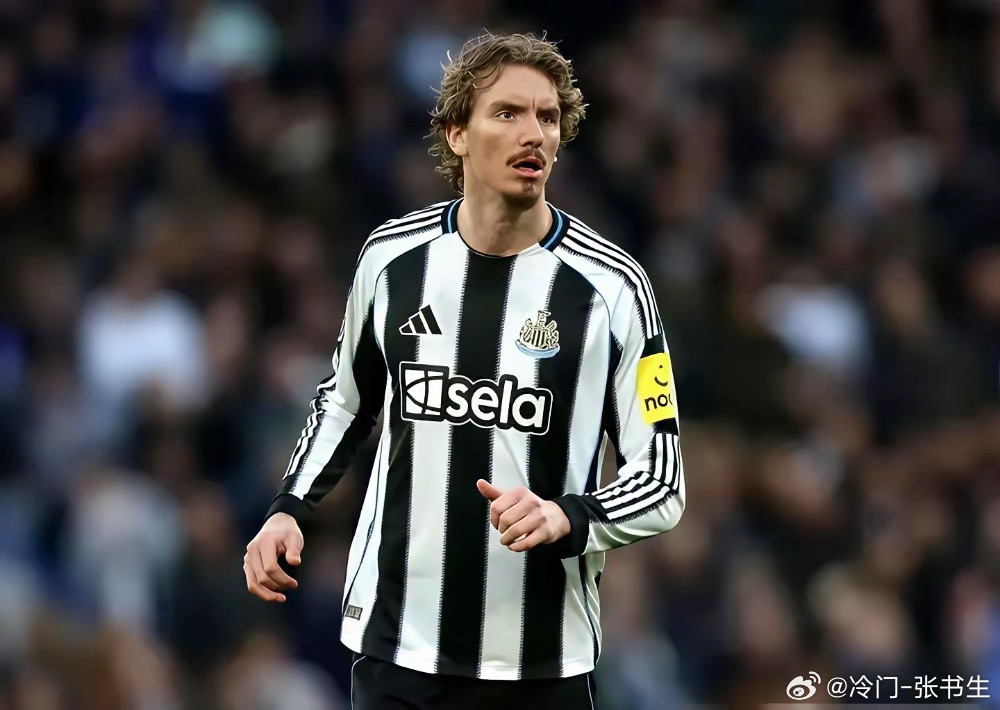 阿森纳的中锋难题，似乎又回到了起点。纽卡斯尔联重金引进的沃尔特马德，表现不佳，近