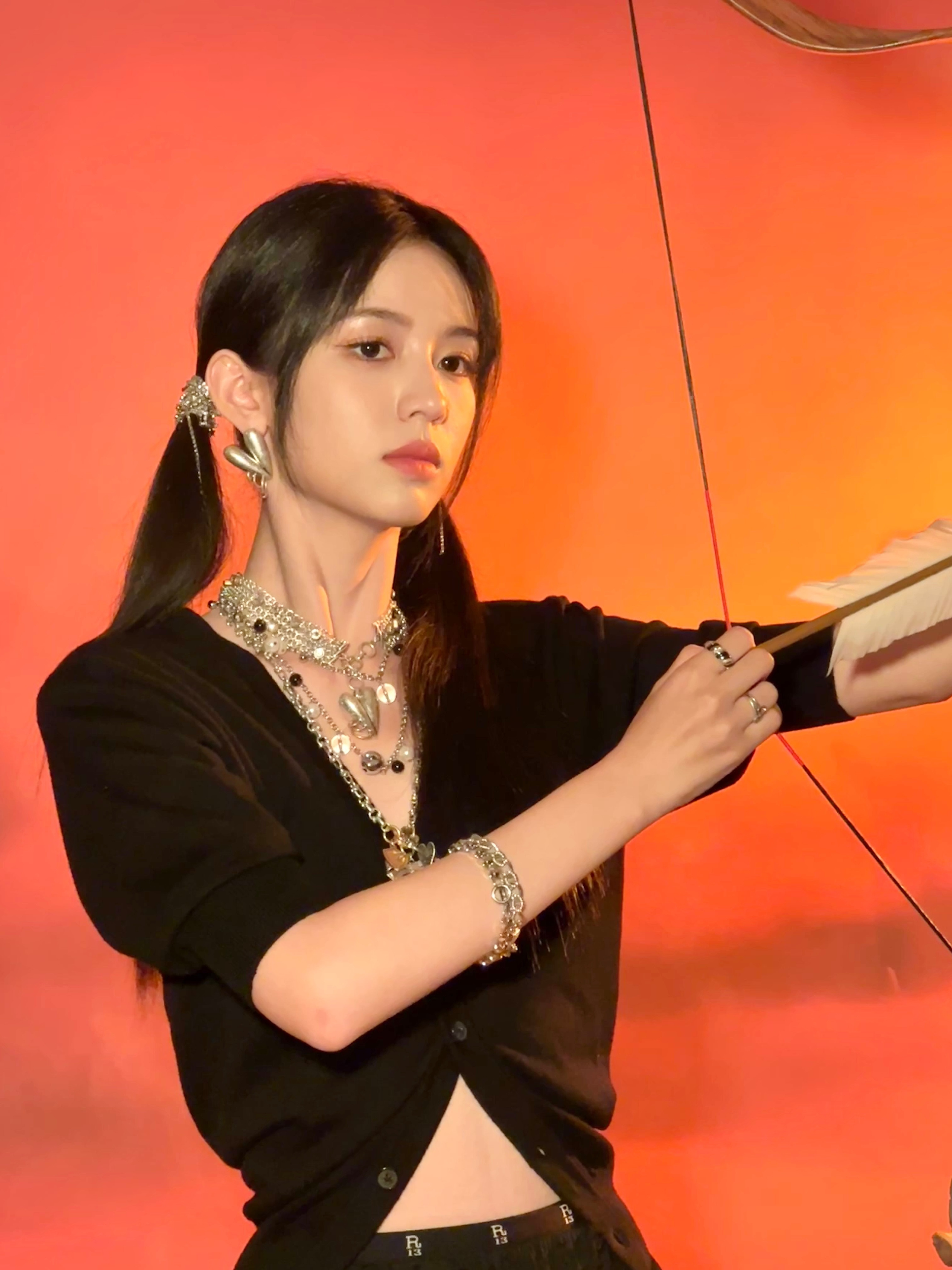 ally和周也同框周也在复制粘贴的时代，你是手写的诗