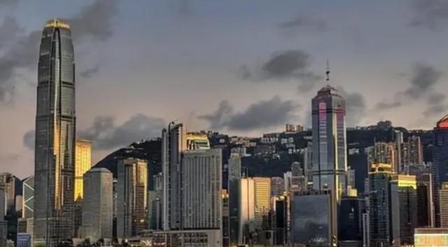 1998年香港金融保卫战中国动用1400亿对轰，犹太资本从没输这么惨，你知道犹太