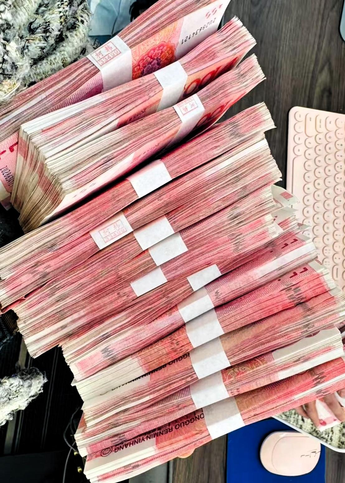 告诉大家一个事，大家千万要记住哈，就是假如你有15万块钱，一定记着，不要去投资