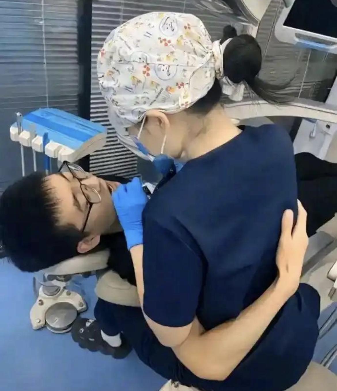 看牙都是这样子的吗？[捂脸哭]