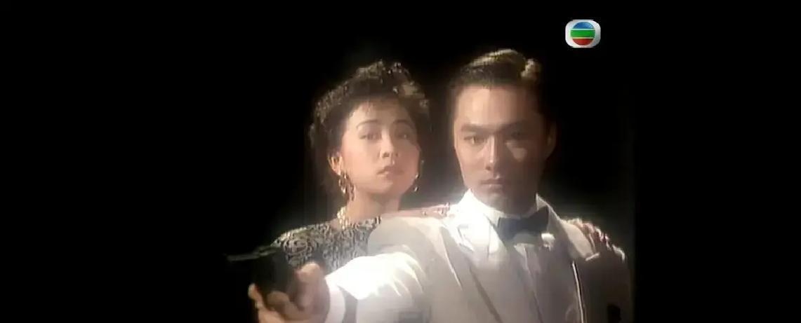 1989年这部港剧，男一号“查无此人”，四个跑龙套的却统治娱乐圈三十年。说