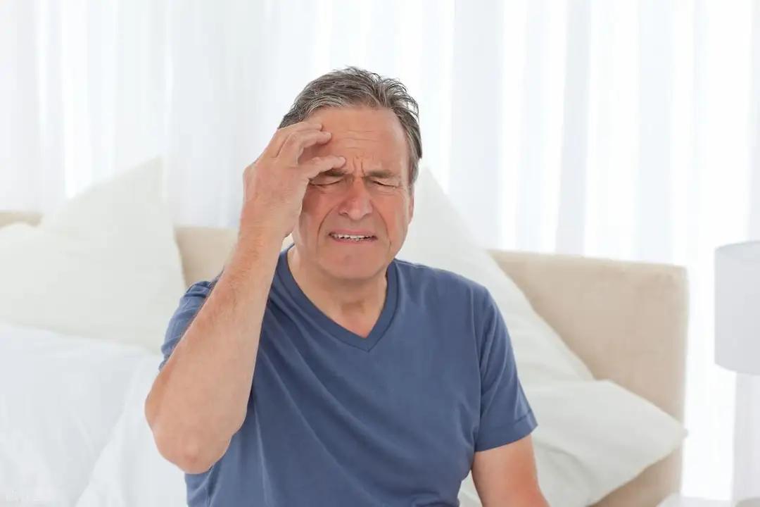 致命错觉！这些以为是“体质变好”的信号，竟是脑梗倒数计时凌晨三